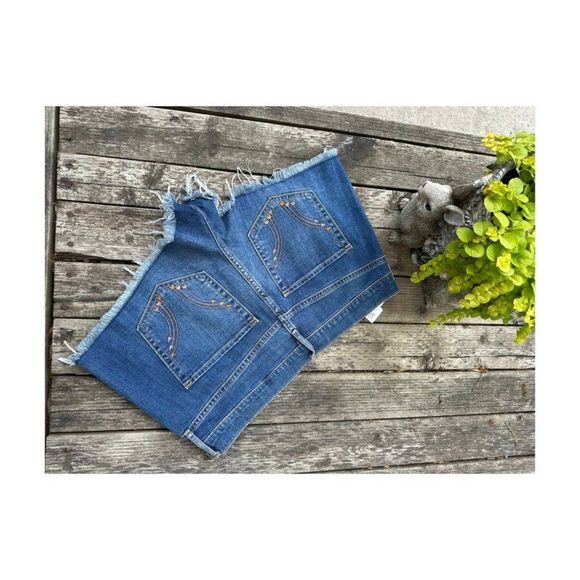 Hollister High Rise Short Short Denim Cut-Off Shorts Med Wash Sz 32 - Picture 4 of 5